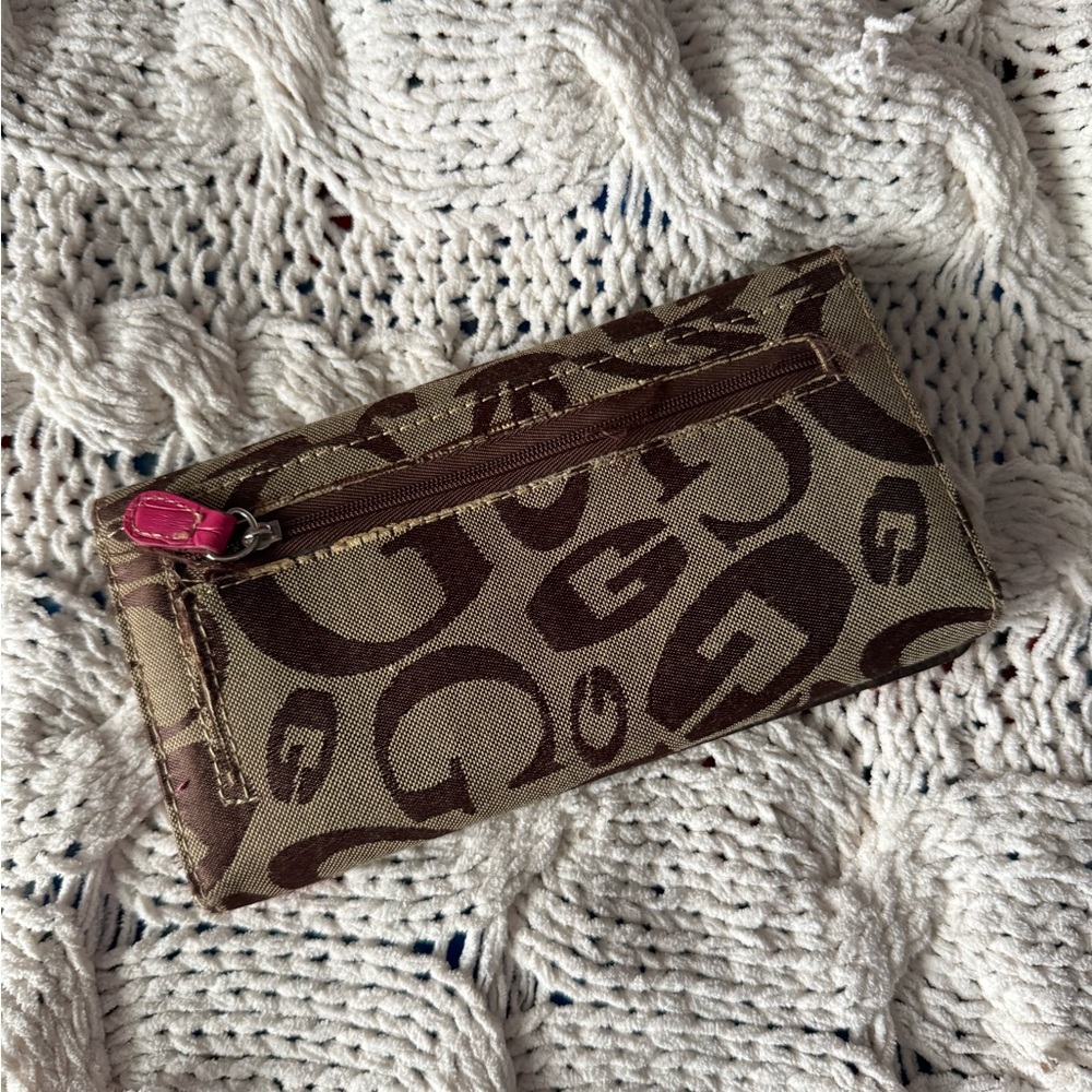 Guess Brown and Pink Wallet with Bold Design - Picture 2 of 3